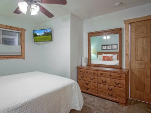 Summit 307d 3Br Condo Close to the Village