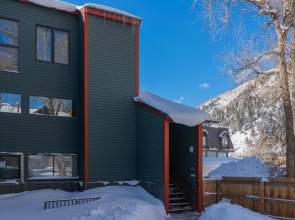 Telluride Lodge Unit 301 - A Lift-Side Condo