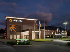 La Quinta Inn & Suites by Wyndham Springfield