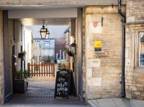 The Bull And Swan