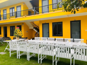 Nana Lee Homestay & Restaurant