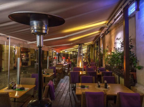 Boutique Residence by Little King