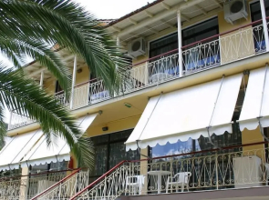 Laopetra Studios