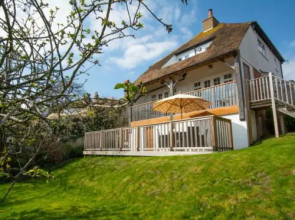 Holiday Home Pasain bury