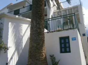 Apartments Tri Palme