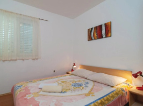 Nice Home in Stanici With Wifi and 2 Bedrooms