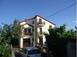 Apartments Arina