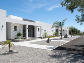 Armonia Suites