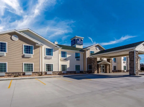 Cobblestone Inn & Suites - Springfield