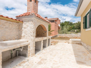 Nice Home in Verunic With Outdoor Swimming Pool, Wifi and 5 Bedrooms