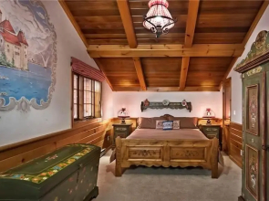 Senner Chalet At Ski Time