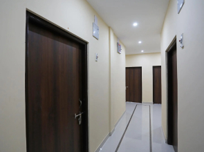 OYO 28275 Archie Oasis