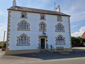 Ty Llew Hotel