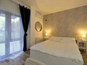 Neferprod Apartments - IS - CAM 03