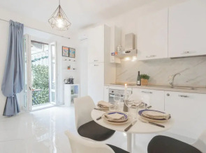 Luce Apartment by Rent all Como