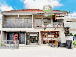 OYO 94421 Soetomo Guest House