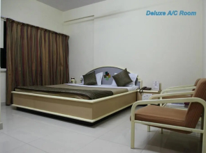 Aditya Hotel