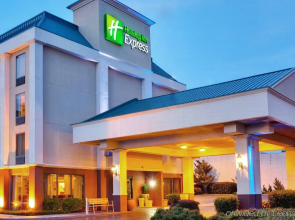 Holiday Inn Express Memphis Medical Center Midtown by IHG