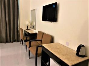 Signature Inn Deira - Free Parking