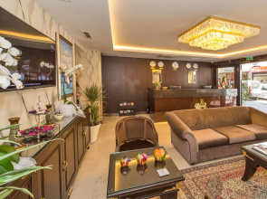 Aprilis Gold Hotel