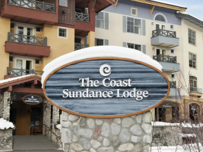 Coast Sundance Lodge