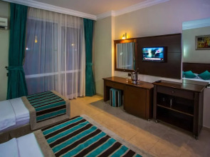 Kleopatra Royal Palm Hotel