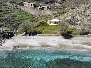 Seaside Bliss Tranquil Retreat on Kythnos Island
