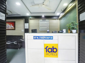 Fabhotel Tara Deluxe
