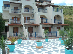 Agnanti Hotel