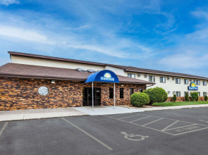 Days Inn by Wyndham Monticello
