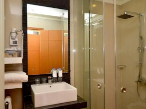 Surabaya Suites Hotel
