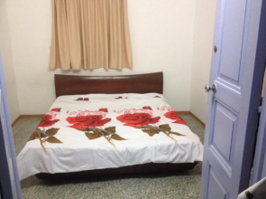 Nzar Khoury For Hosting Guest House