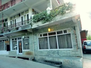 Drifters' Inn & Cafe Guesthouse