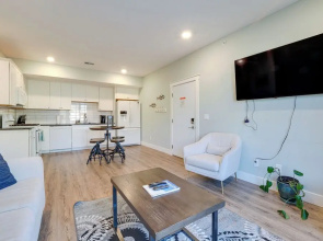 Walk to Front St! Traverse City Condo Near Skiing
