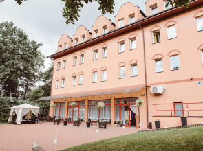 Garden Park Hotel