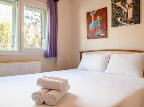 Colorful Flat With Balcony In Bayrakli