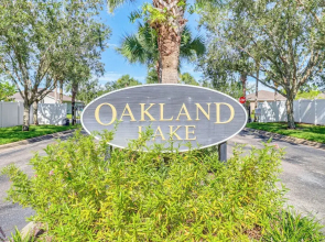 Home 9 Mi to Dtwn & Fort Pierce Inlet State Park!