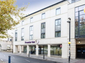 Premier Inn Bath City Centre
