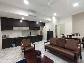 FLYPOD - Blue Sky Apartment 5-6pax ,Sutera Avenue