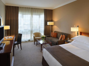 Mövenpick Hotel & Apartments Bur Dubai