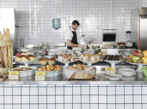 Fabrika Hostel & Suites - хостел