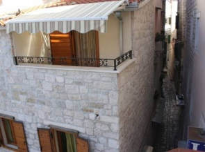 Trogir Old Town Apartments