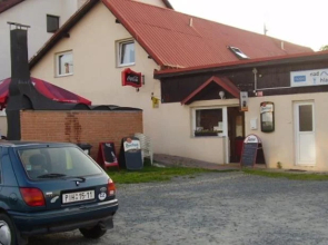 Hotel Nad hladinou