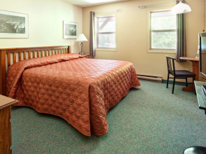 The Approach Hotel
