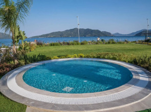 Premier Nergis Beach