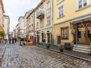 Апартаменти у Львові, на вул. Краківській 26 (Площа Ринок)