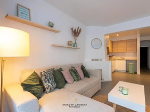 Spacious apartment closeby the sea and city center, Ijzerstraat 9