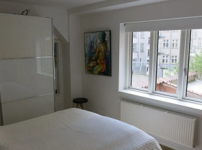 Apartment Perfect city location 768-1