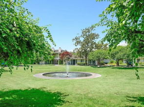 40% OFF Spectacular 1BD Suite inside Silverado