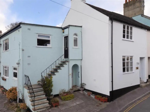 2 Mill Green Court